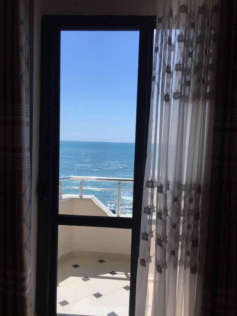 Hotel Ferrara Durrës Exteriér fotografie