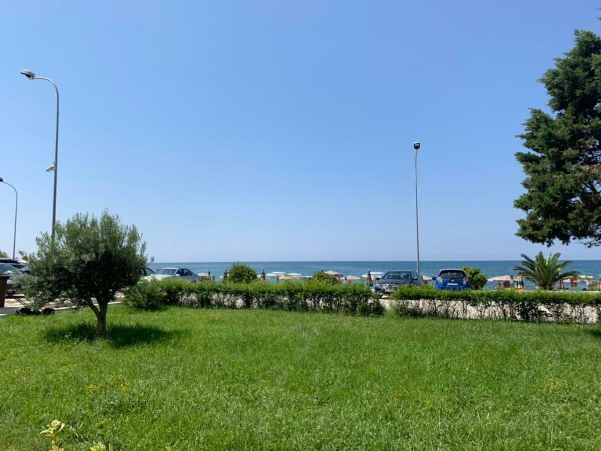 Hotel Ferrara Durrës Exteriér fotografie