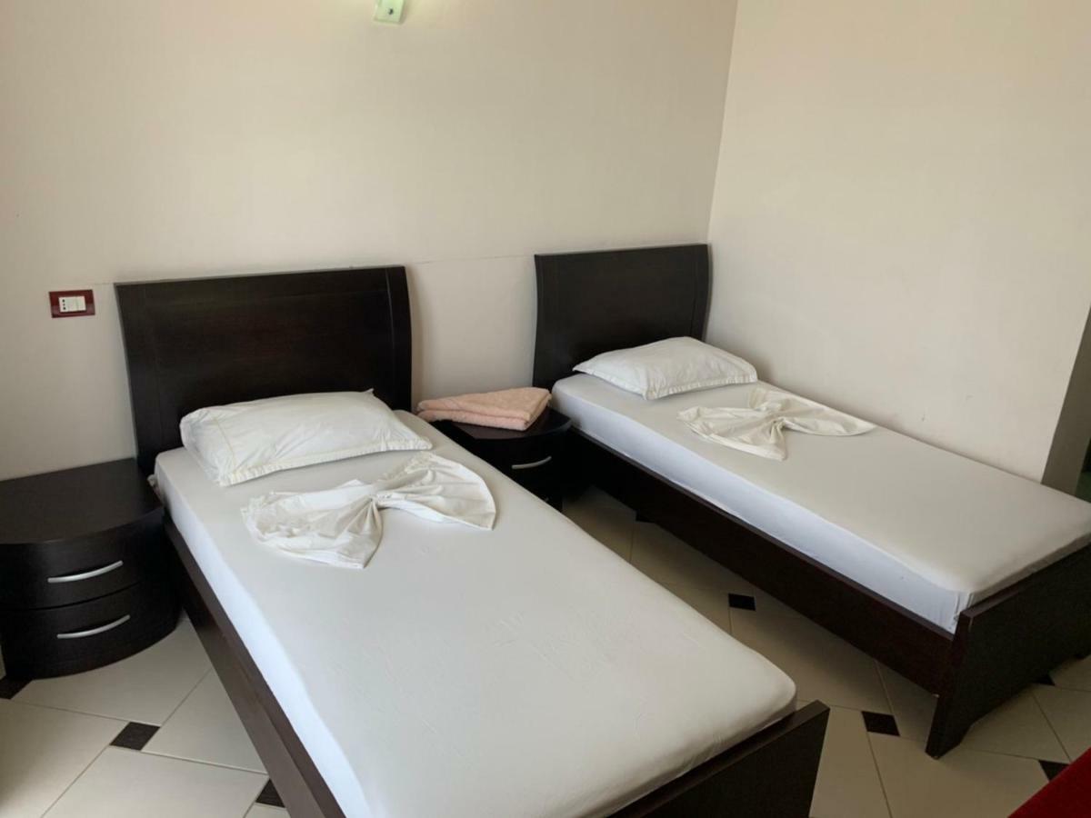 Hotel Ferrara Durrës Exteriér fotografie