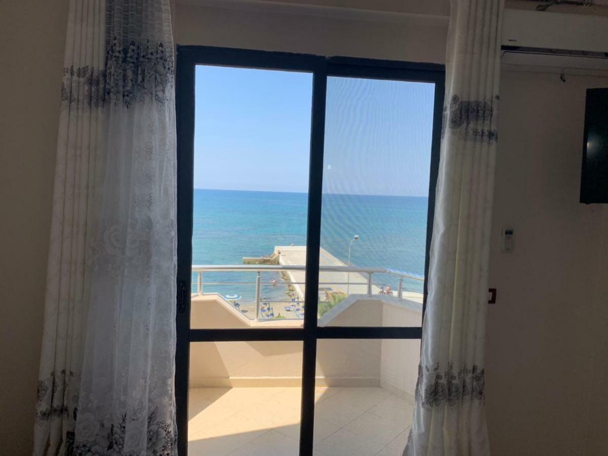 Hotel Ferrara Durrës Exteriér fotografie